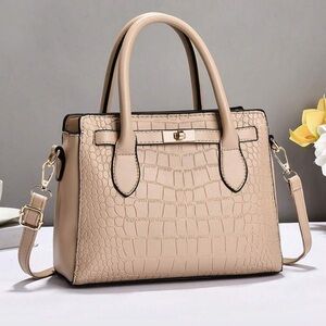 NWT Cute Beige Crocodile Pattern Handbag